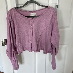 Pink cropped longsleeve urban outfitters